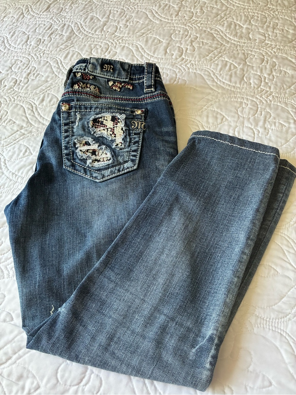 Miss Me Dark Blue Skinny Jeans with Embroidered Back Pockets